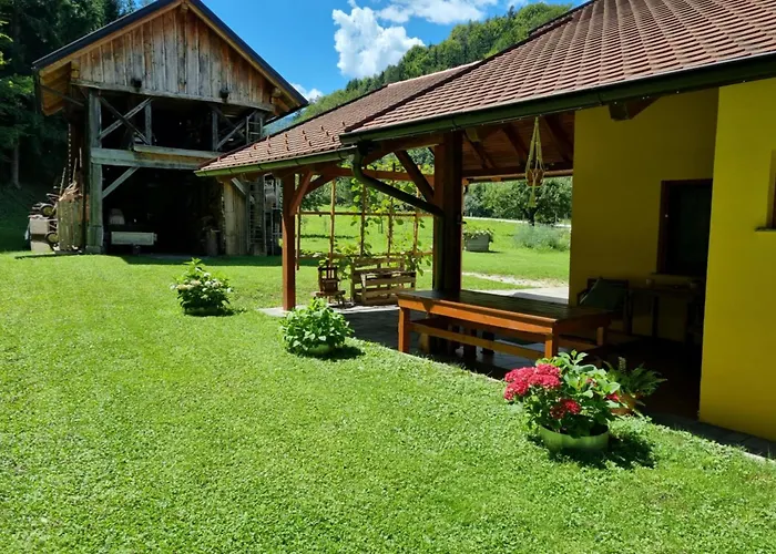 Pr Dolenc Appartamento Petrovče